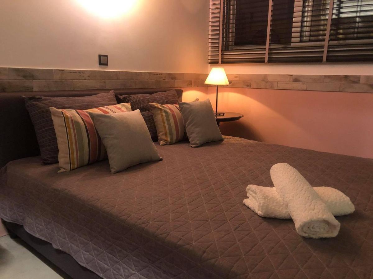 Amazing Semi-Basement Art Apartment Easy Walk To Nafplio Centre Exteriér fotografie